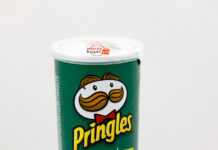 Chipsy Pringles pringoooals Chipsy Pringles - cheese and onion